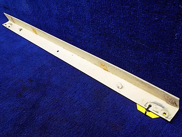 0511130 Cessna - Shield - Front Spar